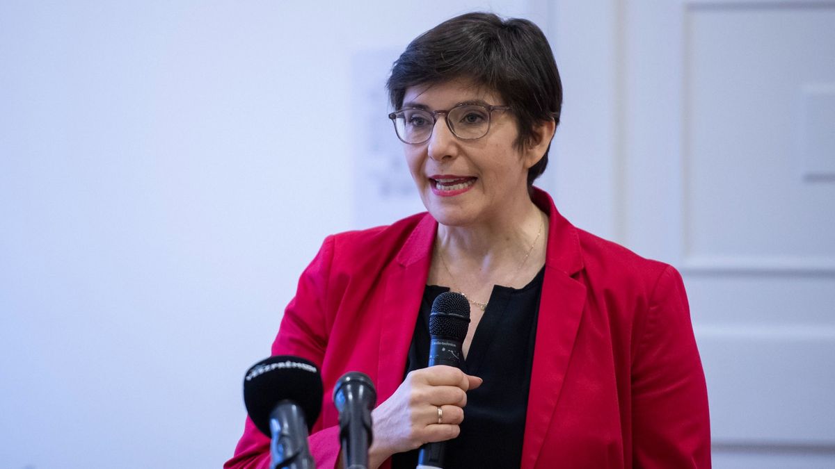 Büntetőfeljelentést tett a DK árnyékminiszterelnöke ellen Pölöskei Gáborné