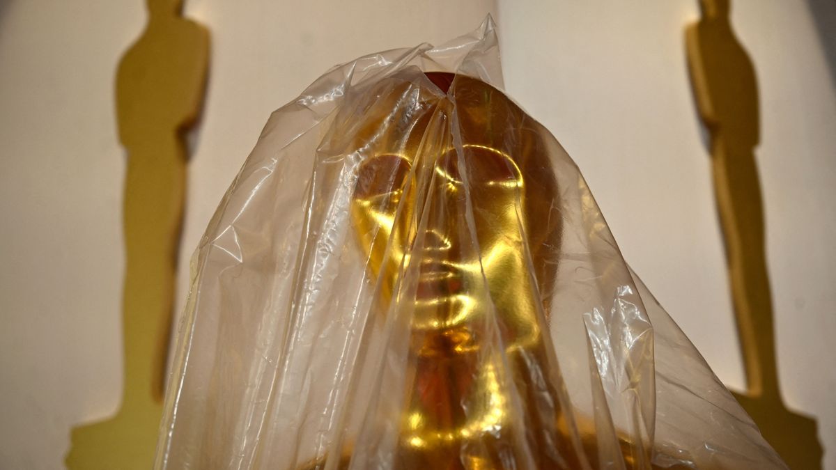 Tyúkól, zoknis fiók - ennyire becsülik a sztárok az Oscarjukat