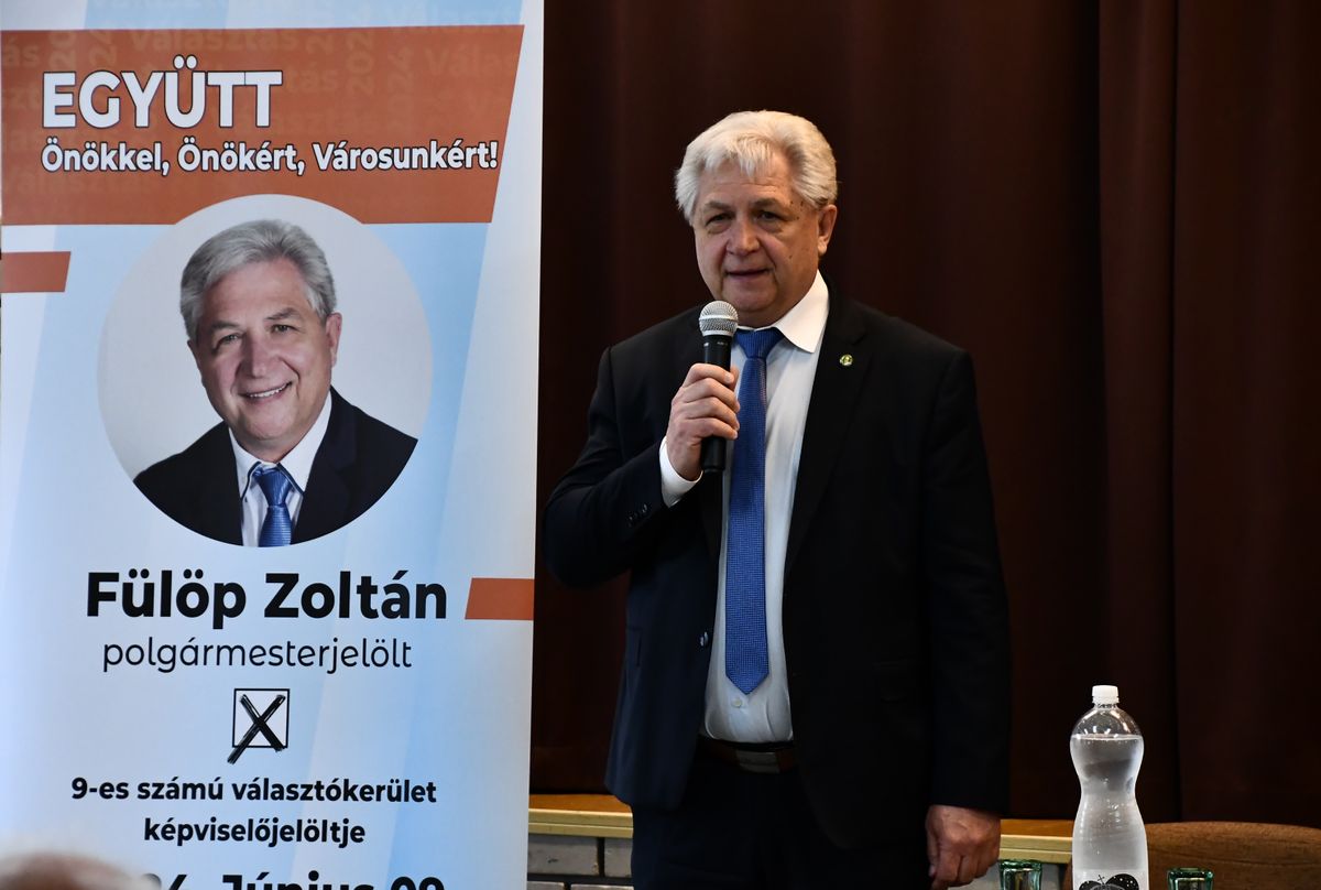 A miniszter a megjelentek figyelmébe ajánlotta Fülöp Zoltán polgármester jelöltet és a választókörzetet önkormányzati képviselő jelöltjét