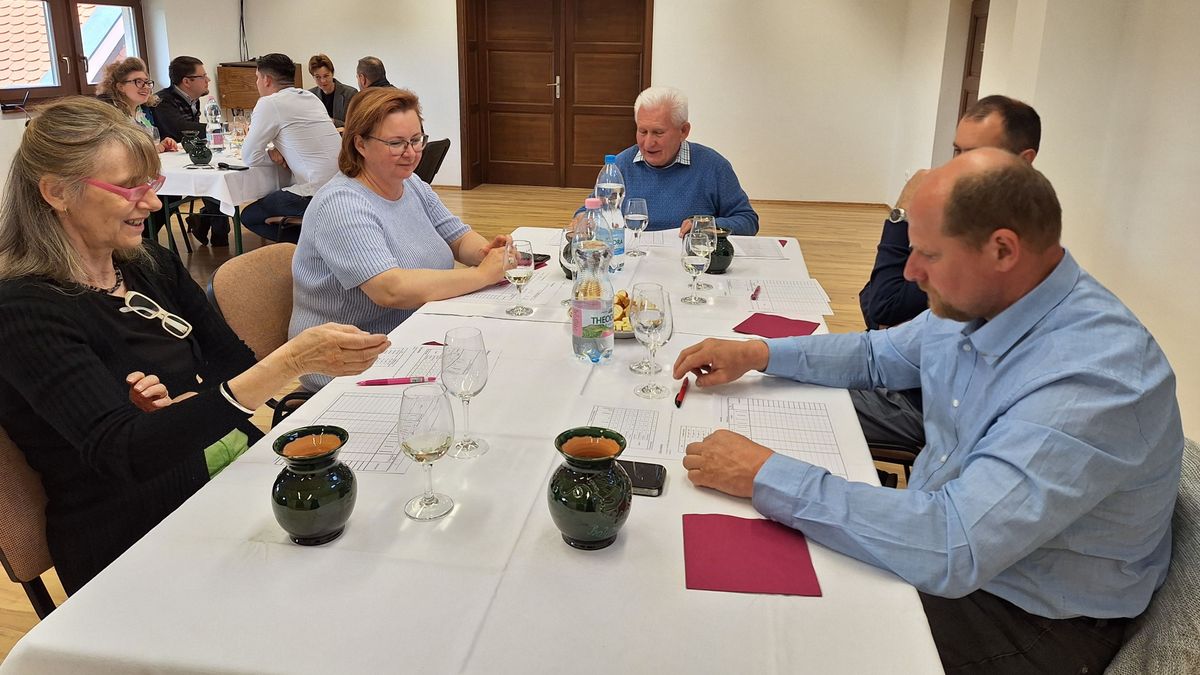 128 minta érkezett az örvényesi megméretésre