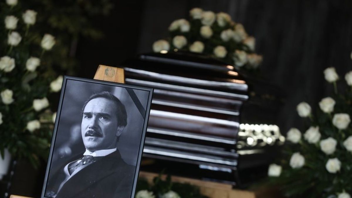 Szívszorító fotók: ma temetik Tordy Gézát