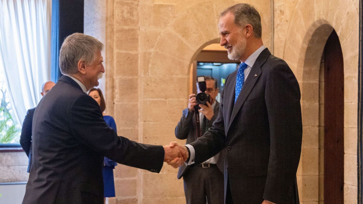 Kövér László: ha komolyan féltjük az európai demokráciát, a nagy technológiai cégeket kellene korlátozni