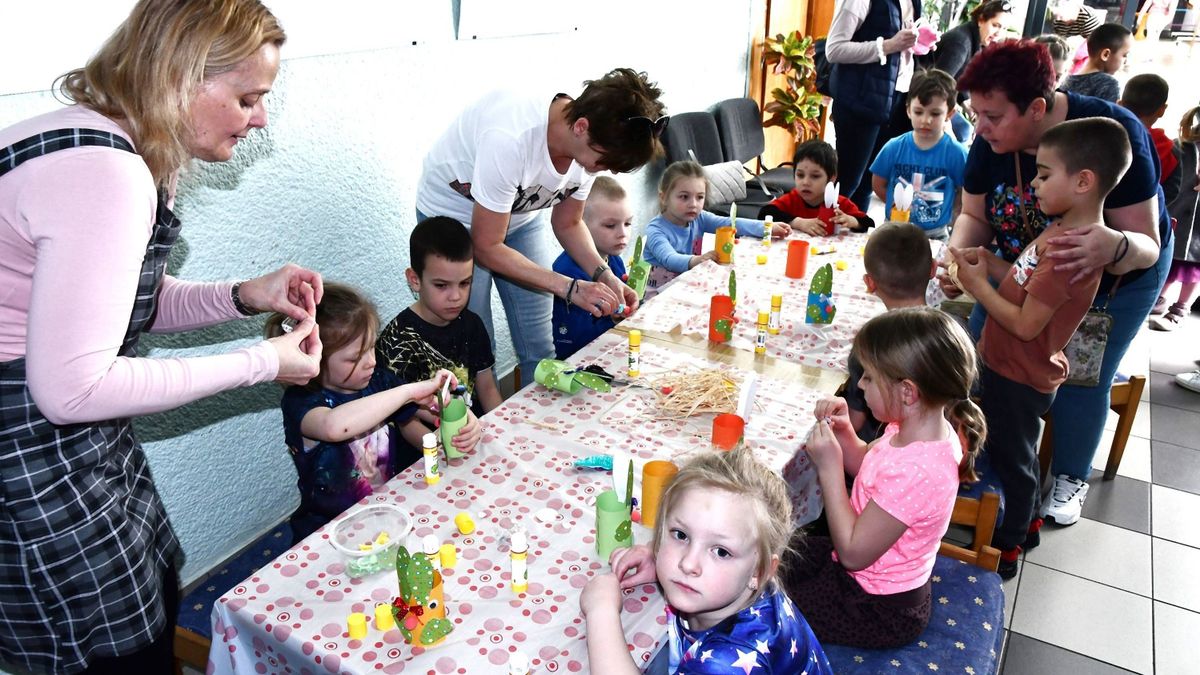 A szünetben is alkottak az ajkai gyermekkönyvtárban