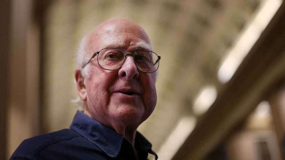 Meghalt Peter Higgs Nobel-díjas brit elméleti fizikus