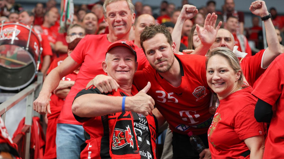Nem gondolná, hol tűnt fel Mahé a Veszprém-Aalborg meccsen! (fotókkal)