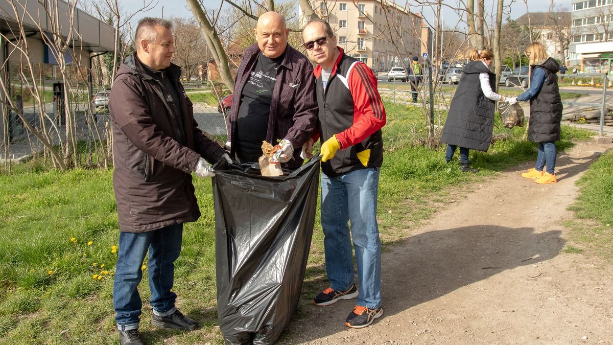 Szemétszedési akciót tartottak Várpalotán