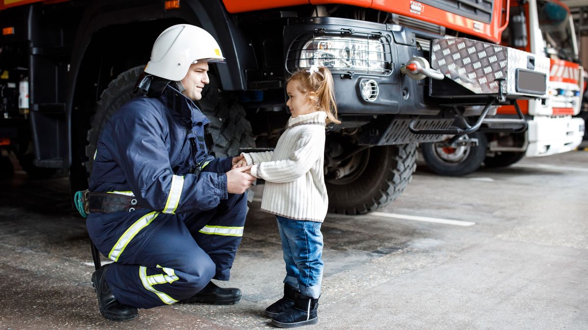 Berohant a lángoló házba a 6 éves Olivia, hogy mentse a családját