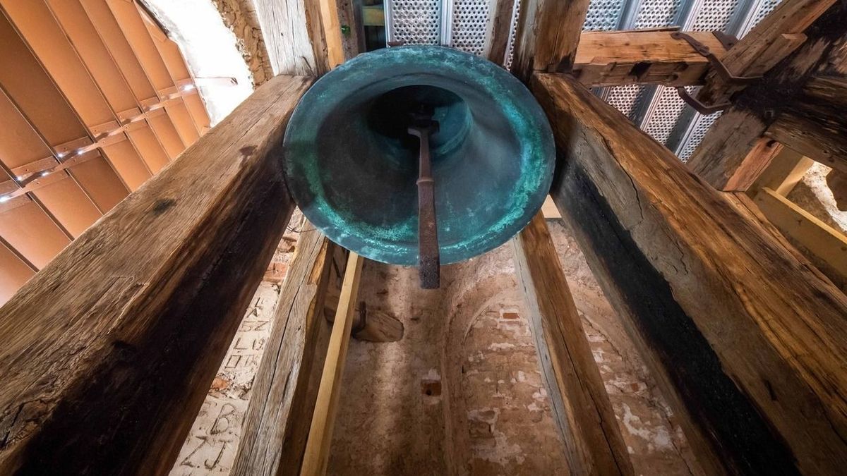 Speciális módszerrel restaurálják Magyarország legidősebb nagy harangját