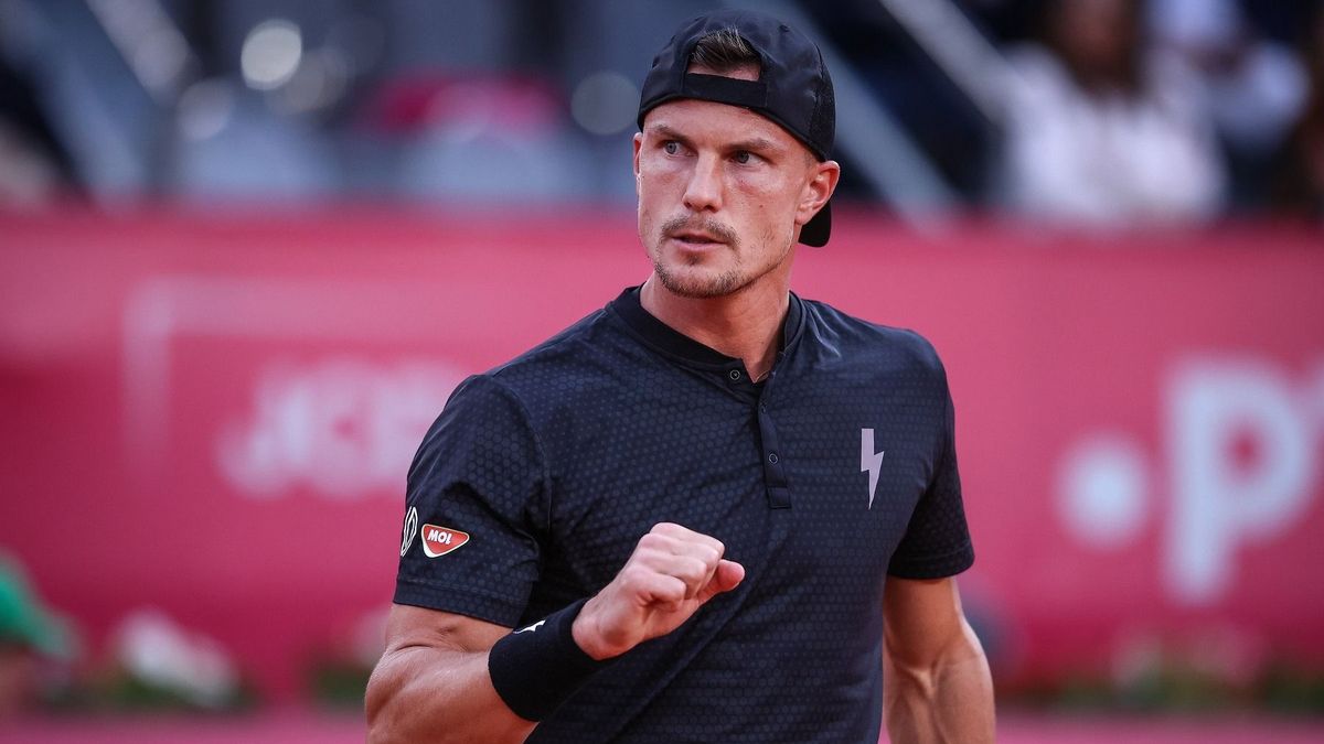 Fucsovics Marozsán sarkában és néhány lépésre Párizstól