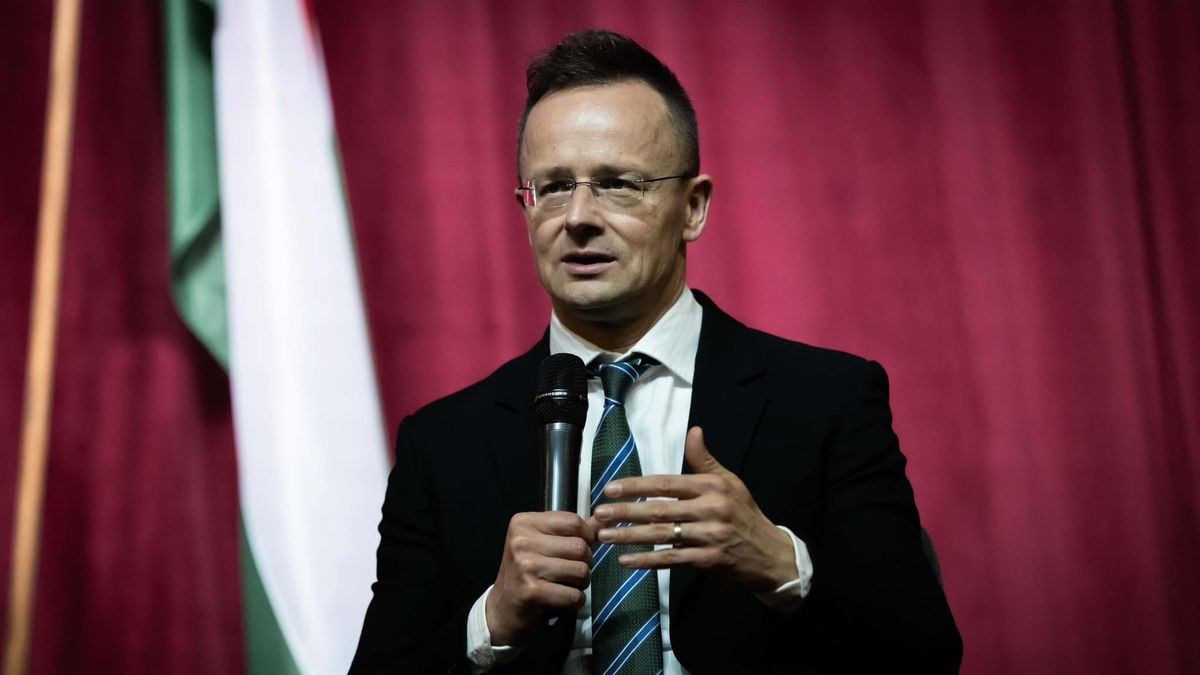 Szijjártó: a közelgő választások kulcsfontosságúak a szuverenitás megóvásáért folytatott küzdelemben