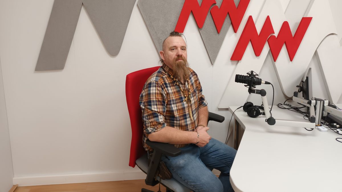 Az ősi magyar hitvilág kutatása az életcélja Regös Sziránszki József hagyományélőnek (podcast)
