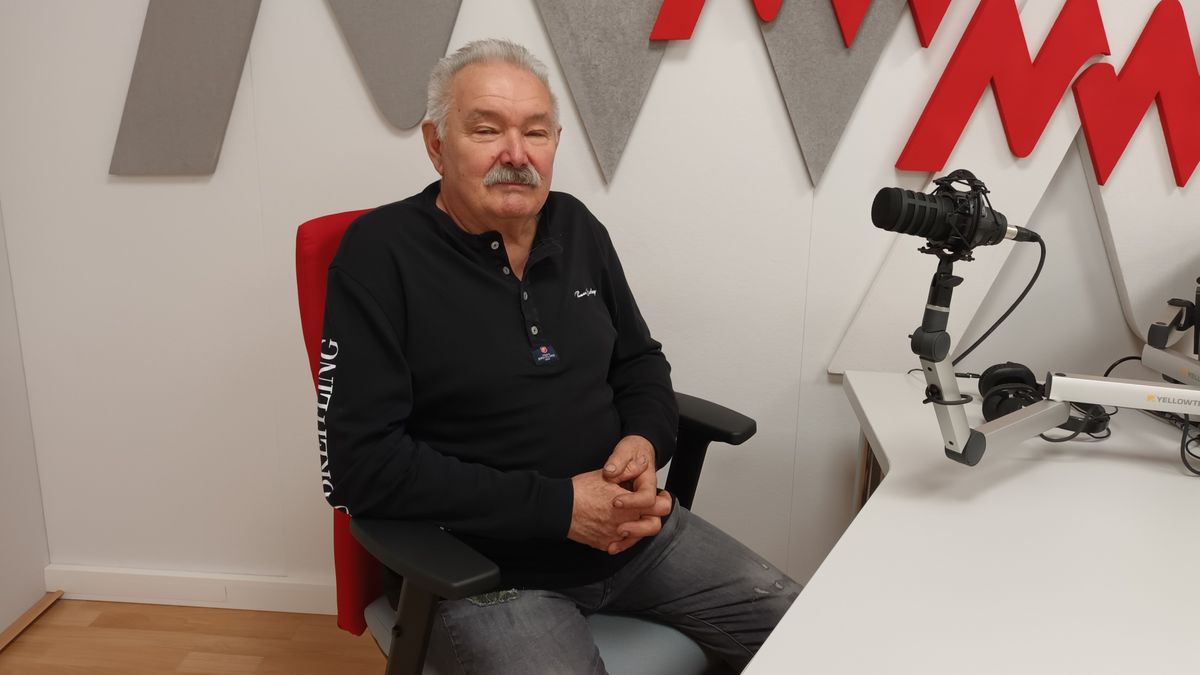 Hatvanhat évesen is sorban aratja a sikereket az autósportban a Trabant-guru, Pathy László (podcast)