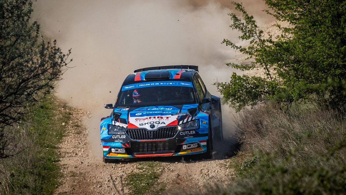 Csomós Miklós és Nagy Attila a dobogón a veszprémi Rally Hungaryn