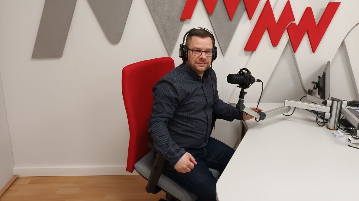 A változatosságot és a kreativitást tartja a legfontosabbnak munkájában a Szabad Sajtó-díjas Cseh Zoltán (podcast)