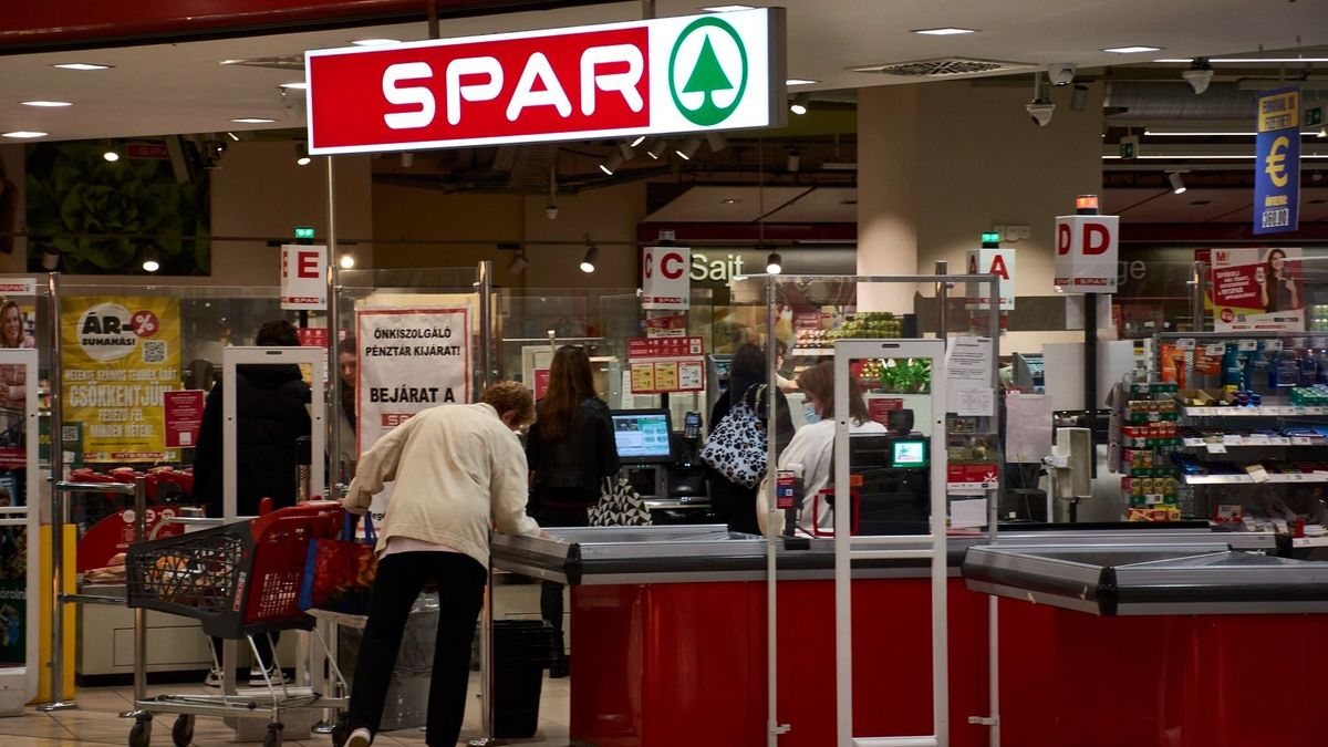 Hazai finomságokat kínál polcain a SPAR