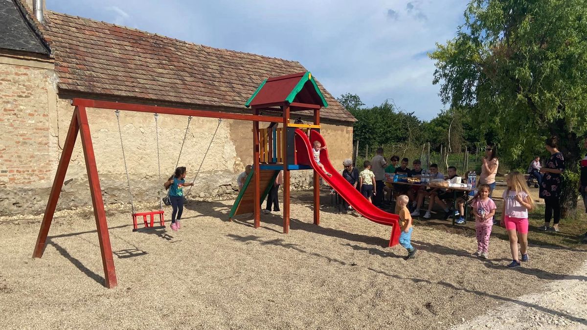A gyerekeket ünnepelték Devecserben