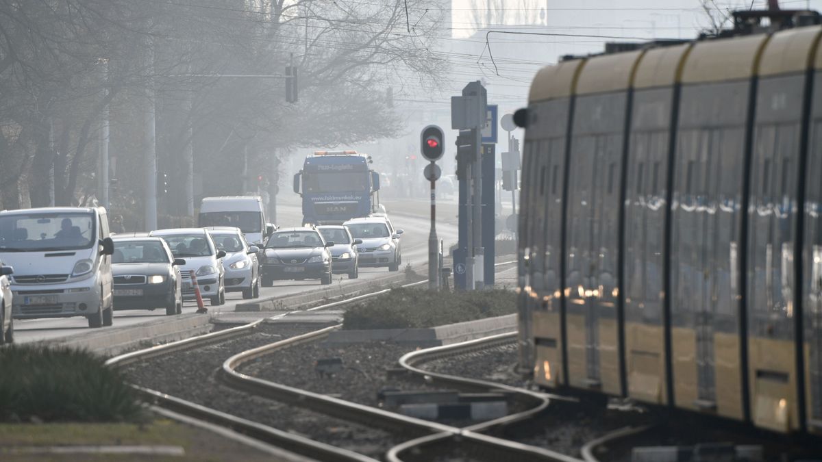 Az Autós Nagykoalíció elnöke: a főváros tömegek közlekedését lehetetlenítené el