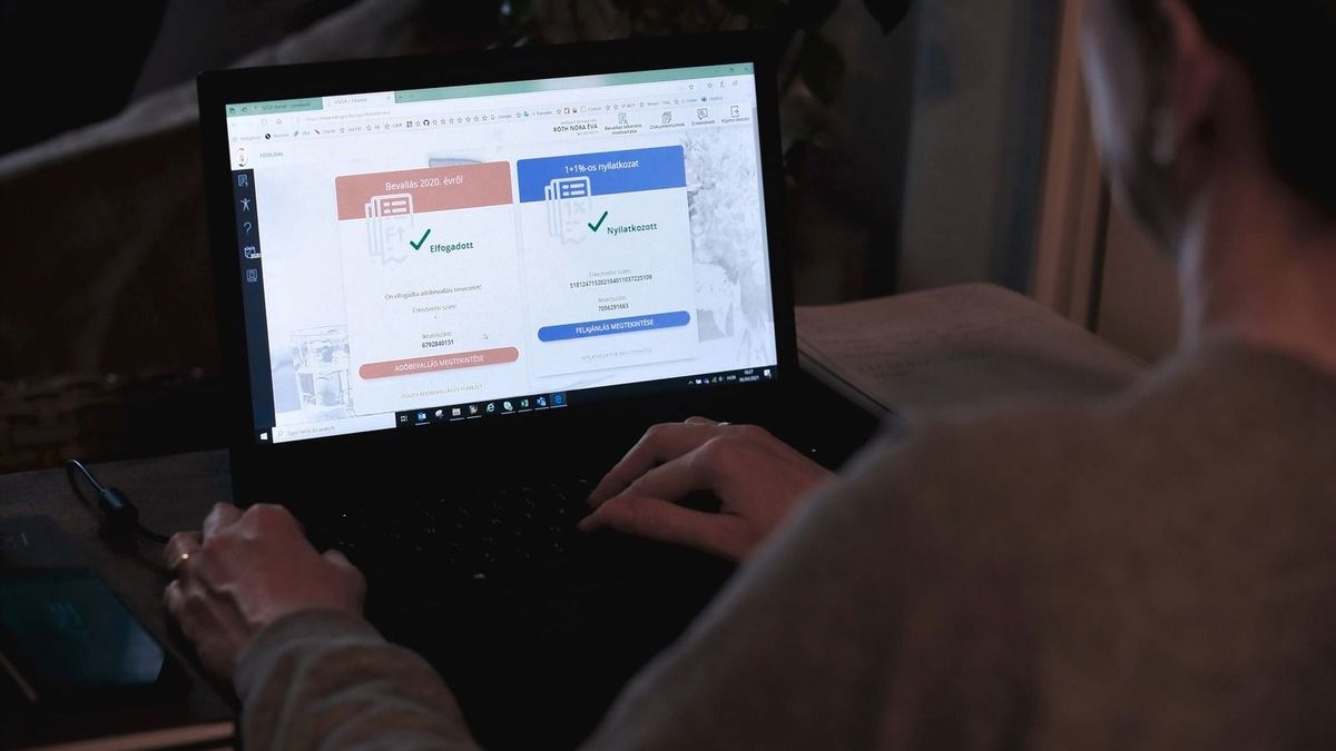 Ügyfélkapu nyitására hívja fel a figyelmet a NAV