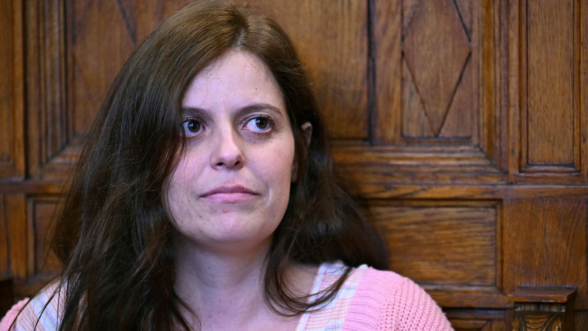 A bíróság fenntartja Ilaria Salis bűnügyi felügyeletét