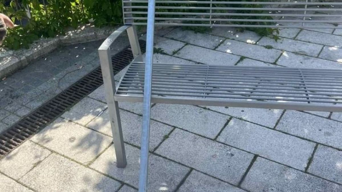 Vascsővel támadt társaira egy férfi Veszprém belvárosában