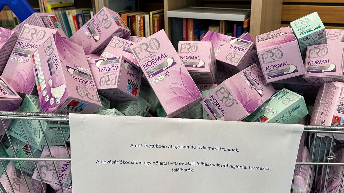 Női higiéniai termékeket kapott gondozottjai számára az Ökumenikus Segélyszervezet