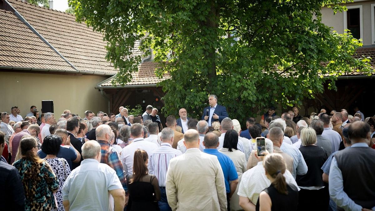 Orbán Viktor: az európai emberek véleménye nem egyezik az EU háborúpárti vezetőinek véleményével