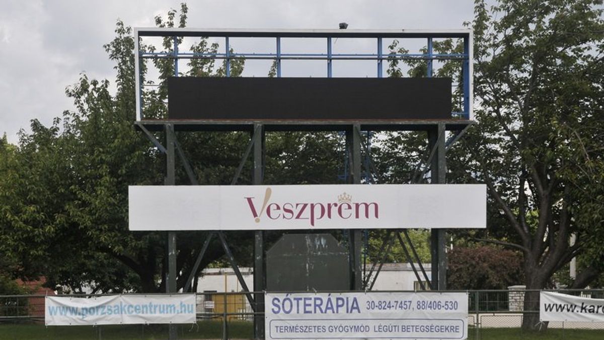 Hazaköltöznek a veszprémi futballisták