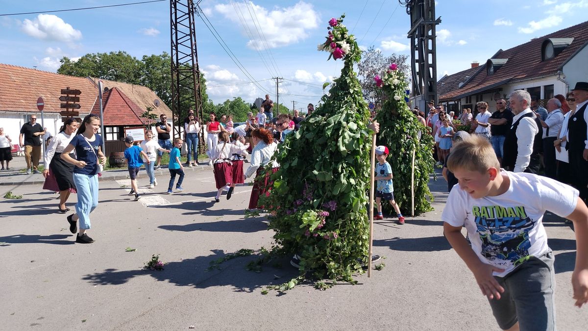Pünkösdi bohócok