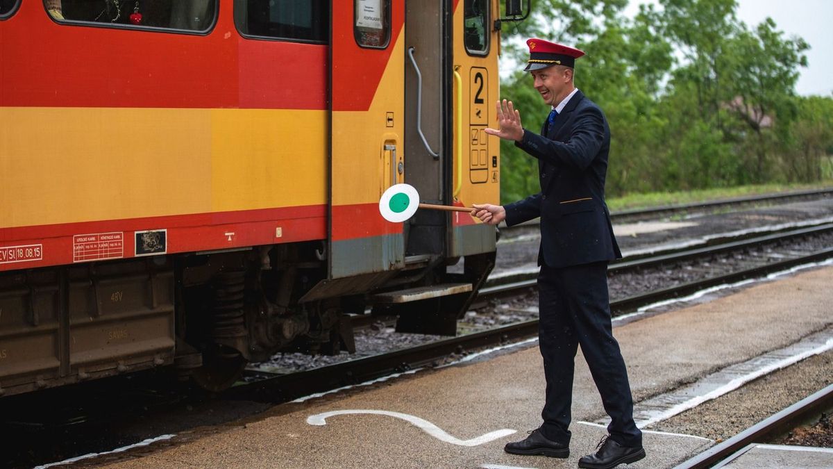 Szabadságvesztésre is számíthat, aki a MÁV-Volán-csoport munkatársaira támad