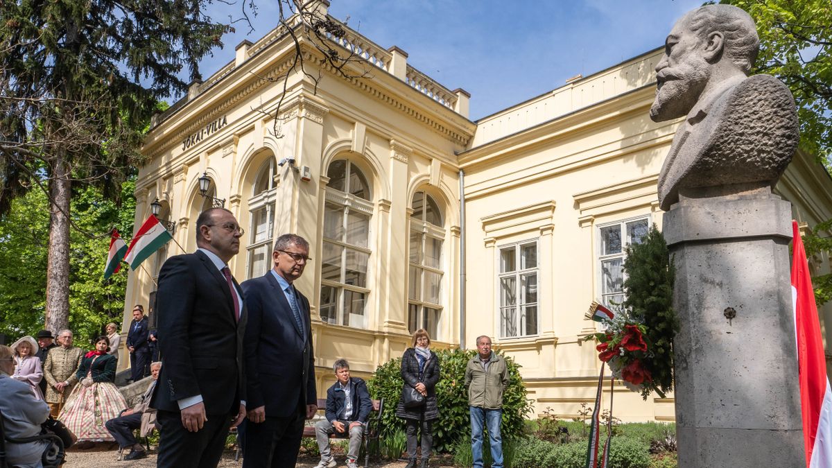 Laborfalvi Róza és a Balaton