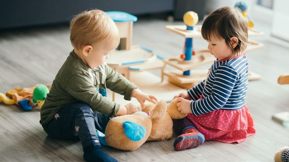 Botrány az érdi bölcsiben: bántalmazta a kicsiket a dada, a többi nevelő meg csak nézte