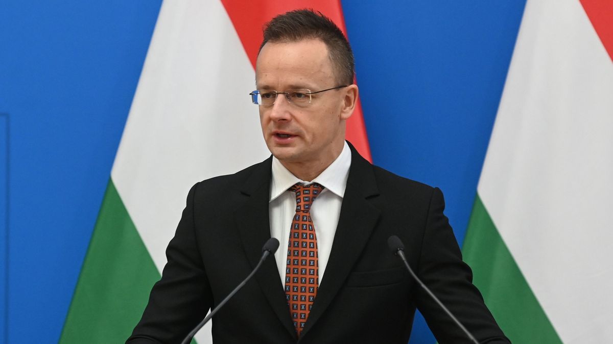 Szijjártó: a balliberális média mindig választási kampányban támad a legjobban (videó)