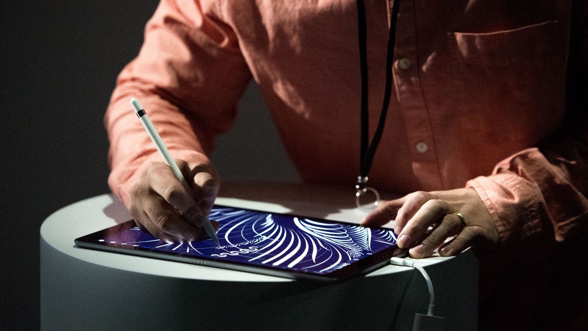 Bocsánatot kért az Apple a legújabb reklámja miatt (videó)