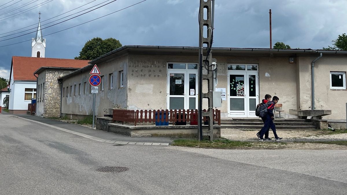 Környezettudatosabb és olcsóbb fenntartású iskolaépületek Halimbán
