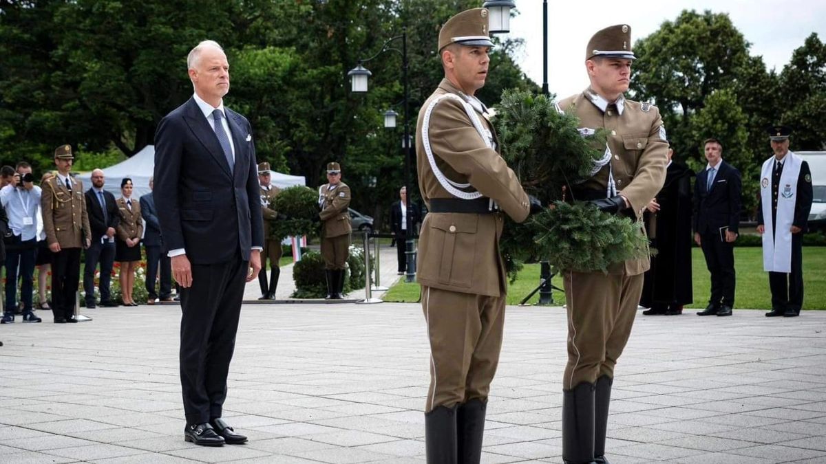 Szalay-Bobrovniczky Kristóf: mi, magyarok békét akarunk!