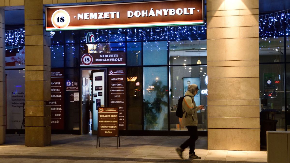 Dohányboltból sikkasztott, majd kirabolt egy másik dohányboltot egy magyar férfi