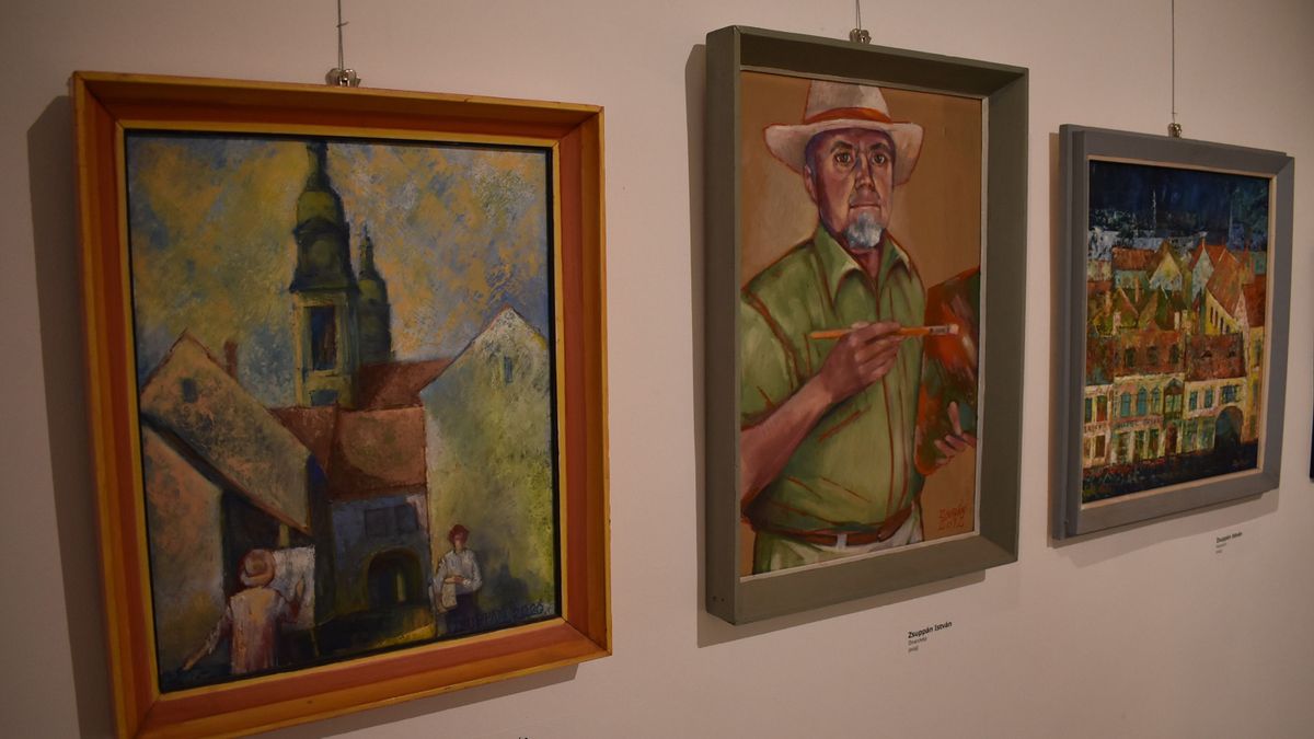 Pápai alkotók műveiből nyílt kiállítás (galéria)