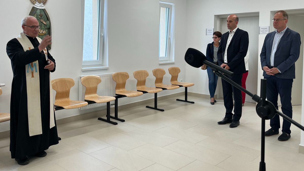 Több évtizedes álom vált valóra a monostorapáti egészségház megújulásával