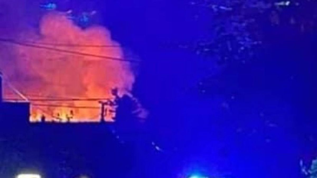 Villámcsapás történt? Kiégett egy családi ház a Balatonnál