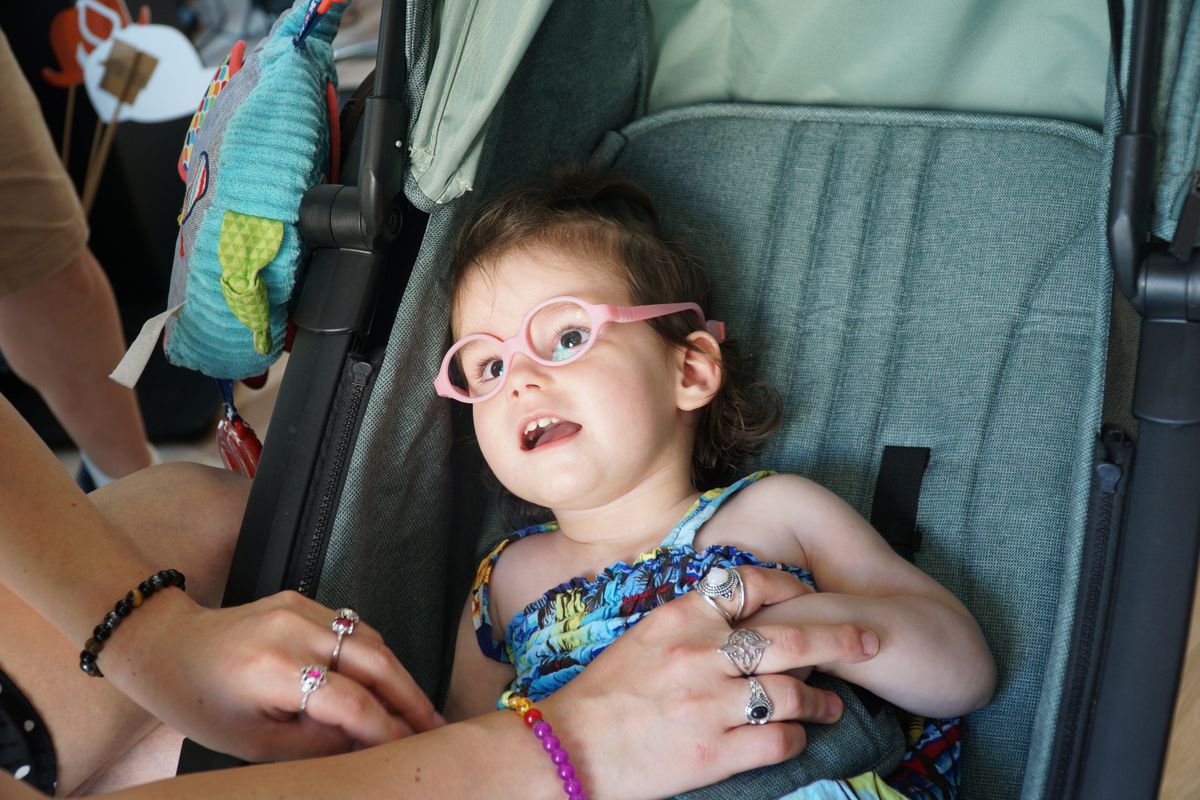 Idén kilenc szemüveget adtak át speciális látásigényű személyeknek, akik közül a legfiatalabb kétéves