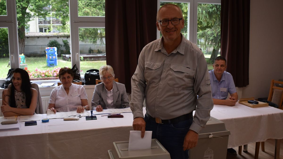 Áldozó Tamás is leadta szavazatát