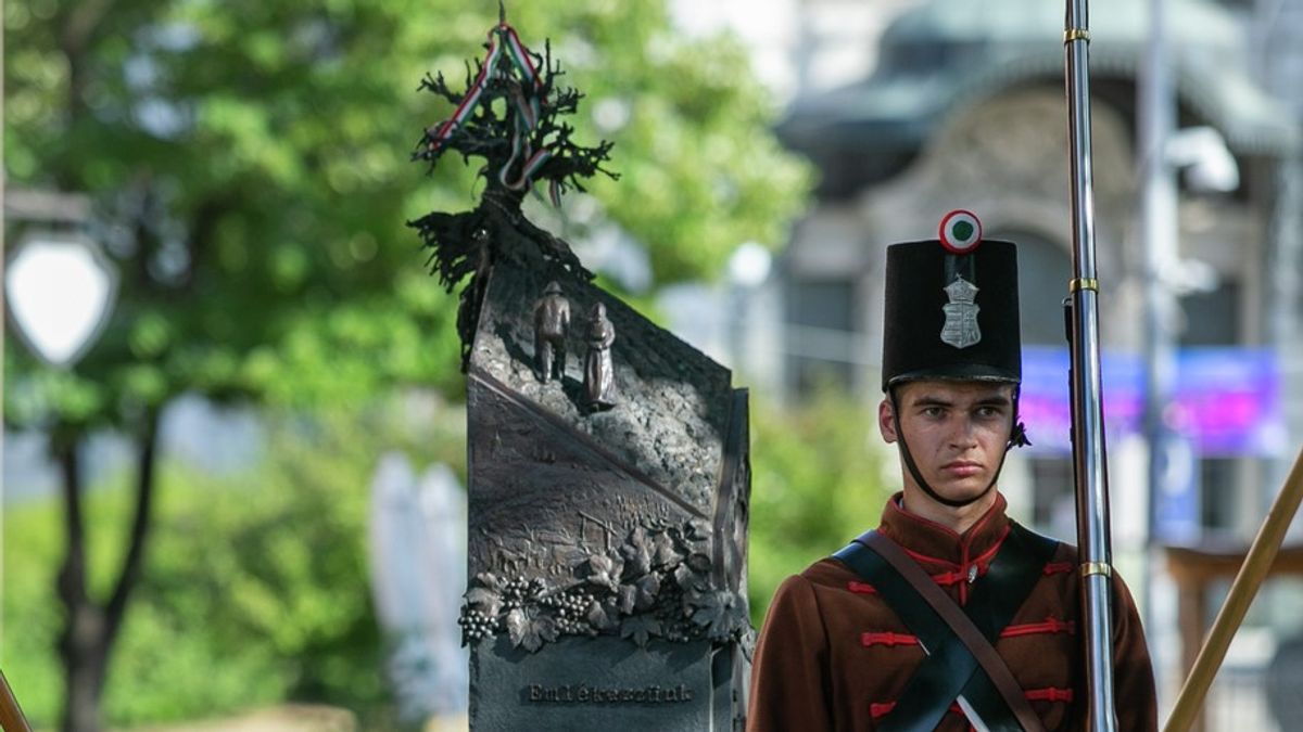 A kuláküldözés áldozataira emlékezünk és a magyar szabadságot ünnepeljük szombaton