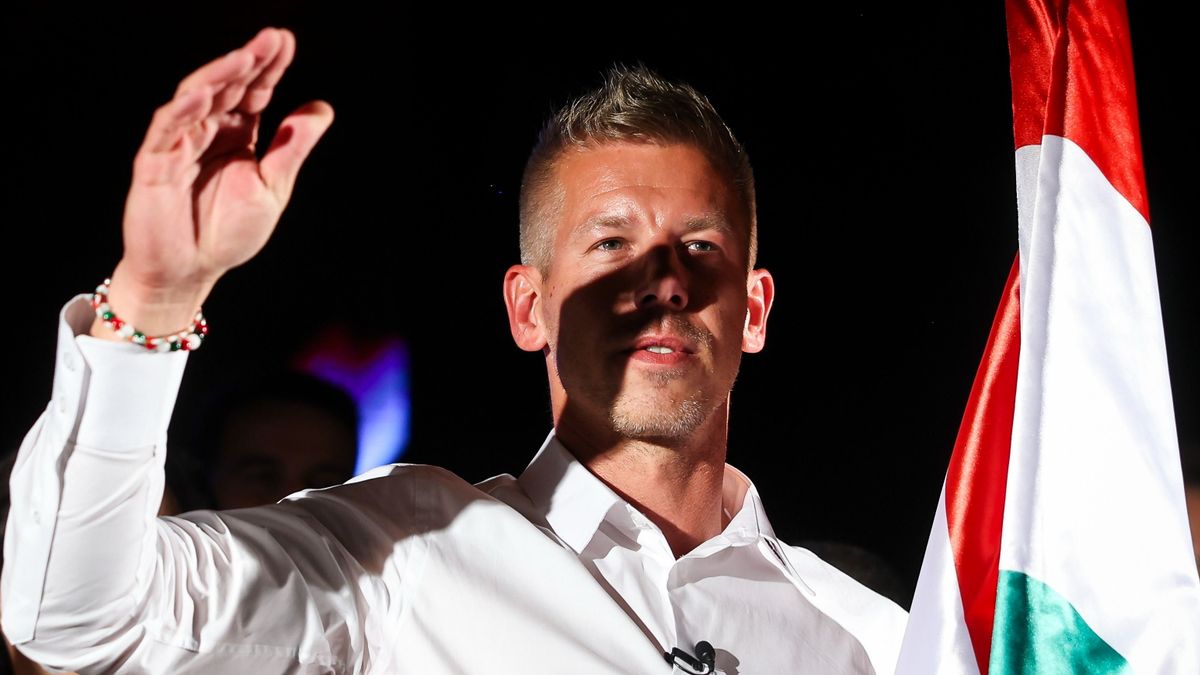 Magyar Péter a háborúpárti Manfred Weberrel találkozik