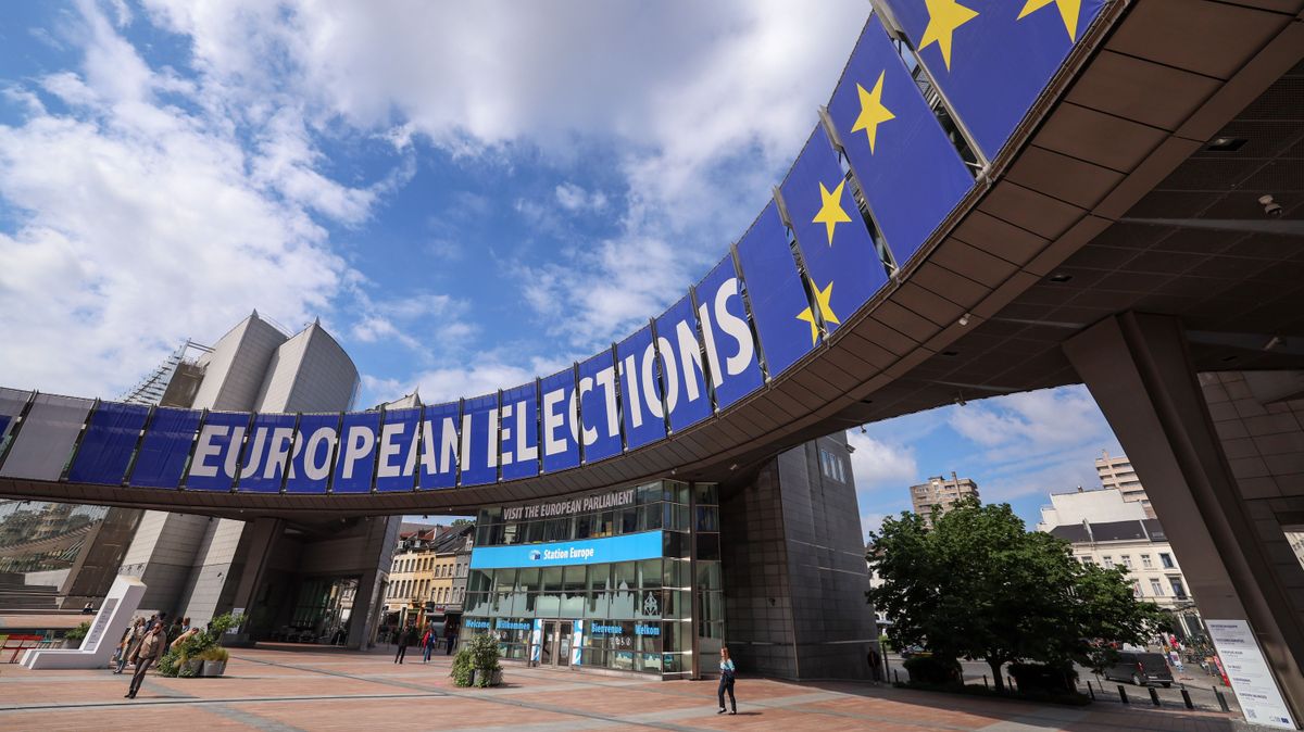 Csütörtökön kezdődik az európai parlamenti választás az unióban (infografika)
