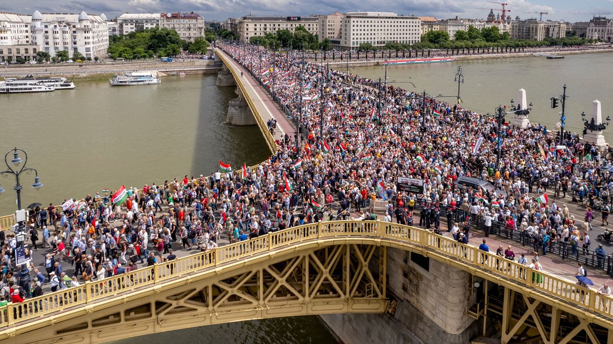 Magyarországnak a béke szigetének kell lenni, ezt többségi állásponttá kell tenni! (videó)