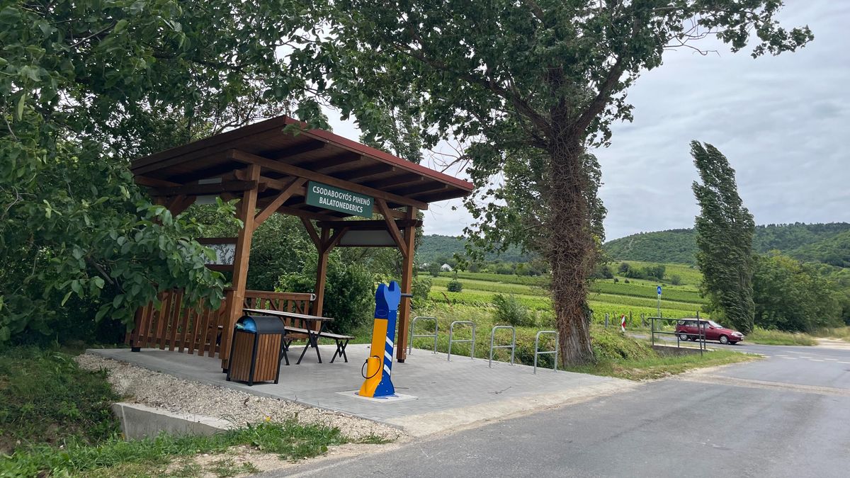 Kerékpárút a strandra