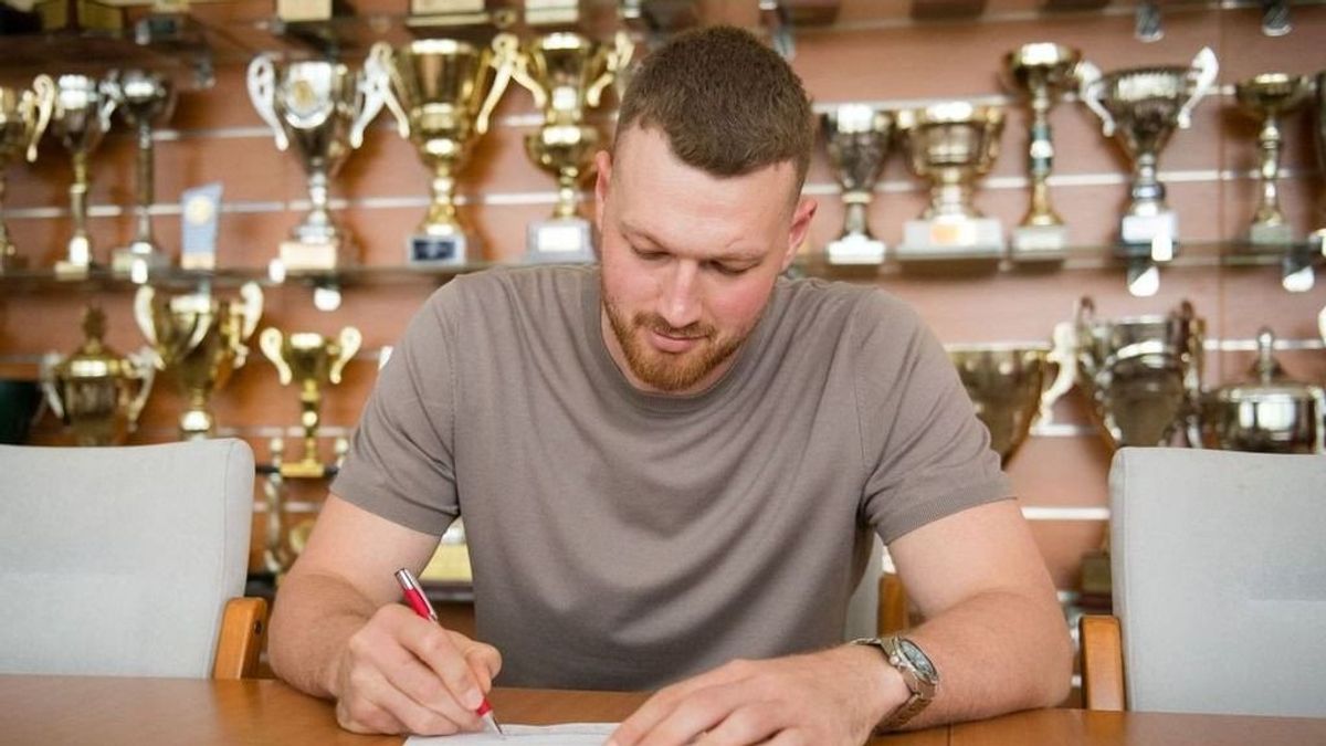 Horvát beállót igazolt a Veszprém