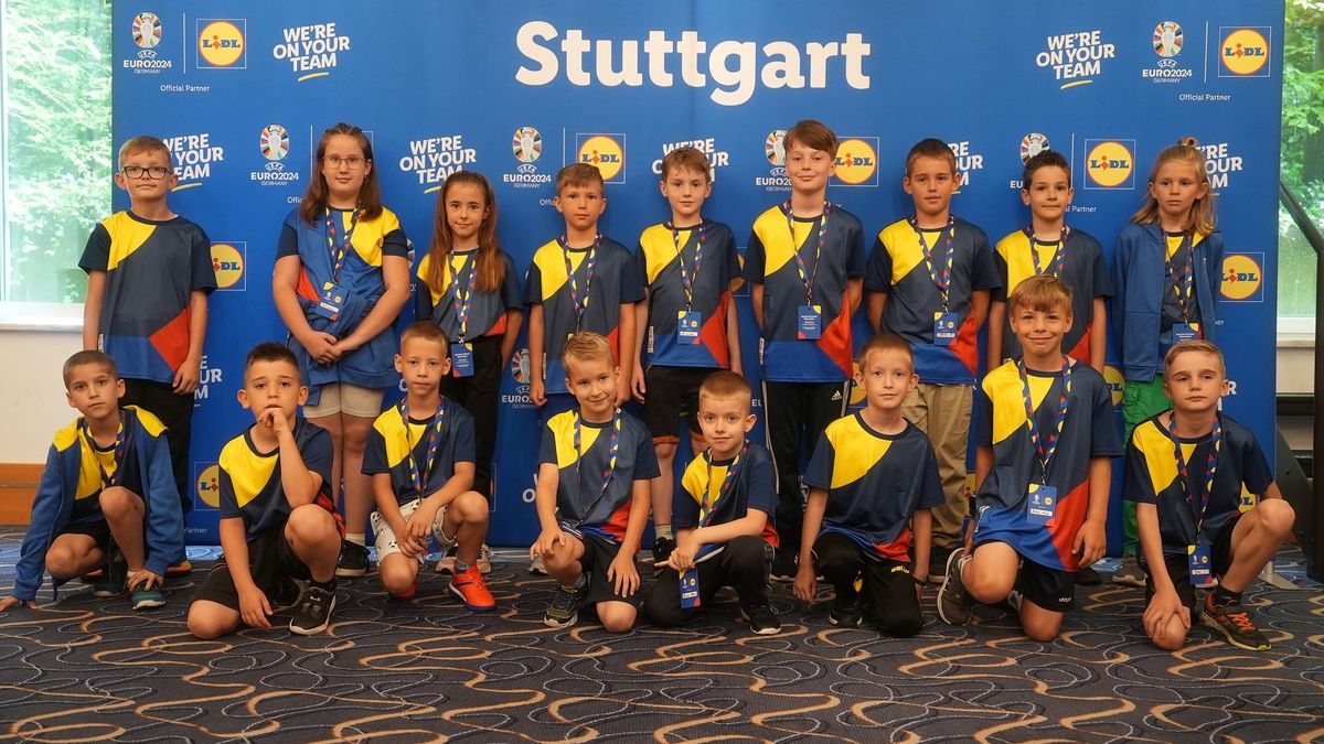 Így küldték Szoboszlai Dominikékat a skótok ellen is csatába a Lidl Kids Team magyar tagjai! - Teljesült 33 gyermek álma a németországi labdarúgó Európa-bajnokságon