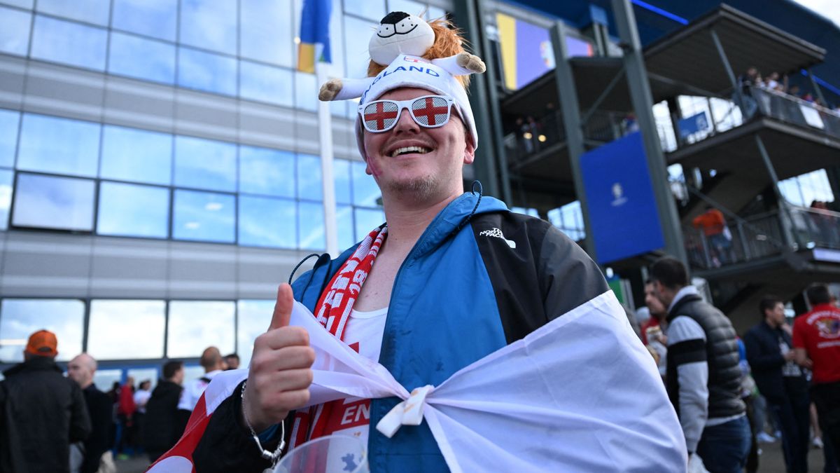 Szerbia ellen kezdhetik menetelésüket az angolok