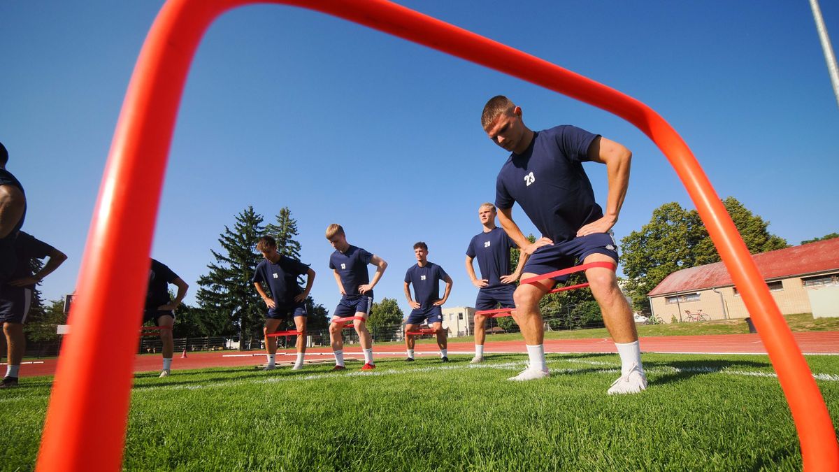 Újra birtokba vehették a veszprémi labdarúgók a saját pályájukat (videó)